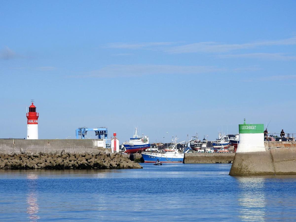 Ferienwohnung Au Bout Du Port Guilvinec Exterior foto